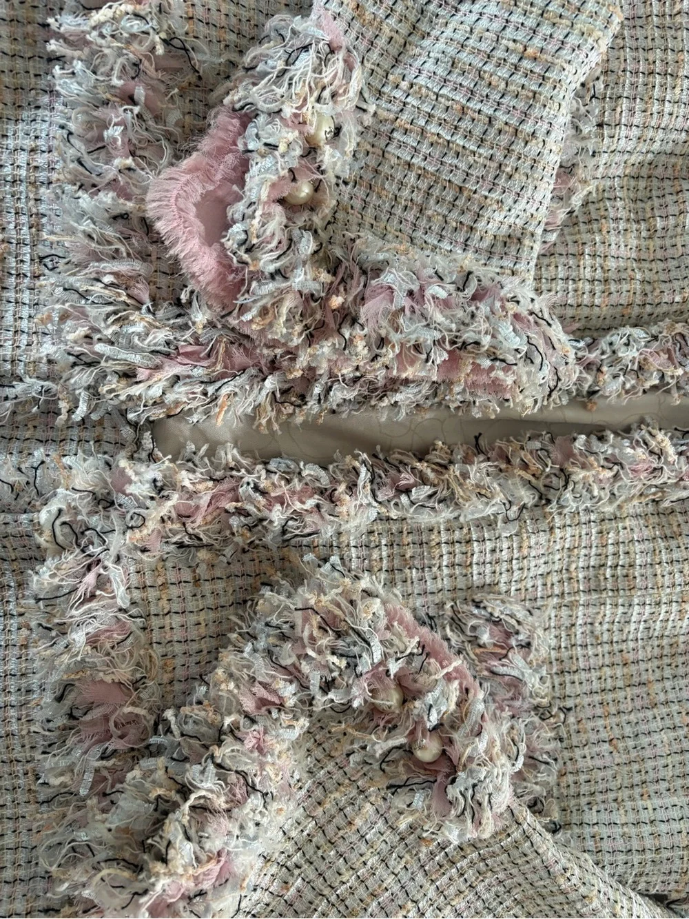 CHANEL 2004 Fantasy Tweed Lesage Poodle Pink Cream Blazer Jacket and skirt
